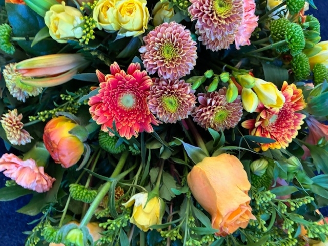 Double Ended Spray Yellow and  orange